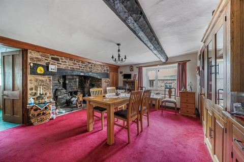 4 bedroom detached house for sale, Seven Crosses, Tiverton