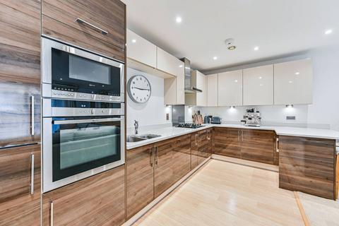 2 bedroom flat for sale, Sidney Road, Stockwell, London, SW9