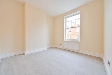 2 bedroom flat to rent, Electric Avenue, Brixton, London, SW9