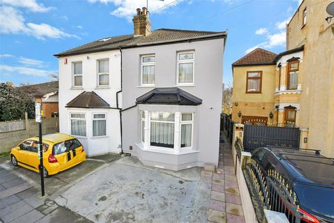 3 bedroom semi-detached house for sale, Roman Road, Ilford, Essex