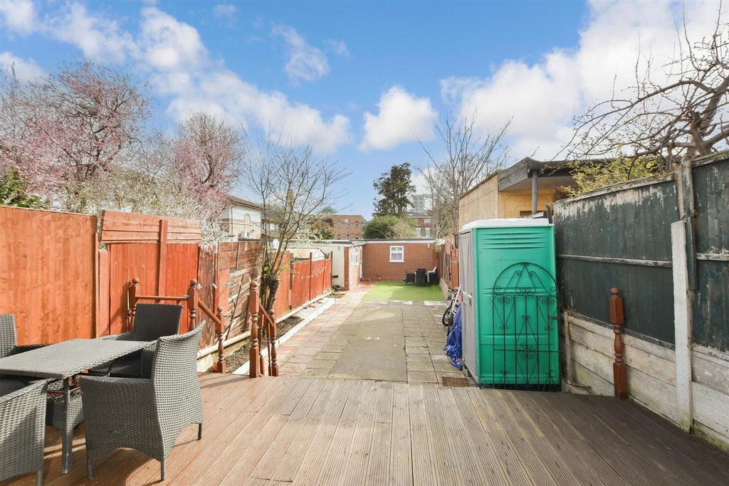 Patio / Decking