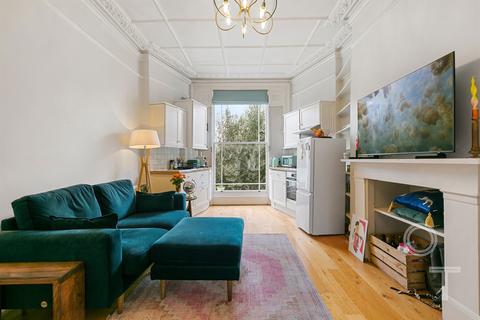 1 bedroom flat for sale, Cantelowes Road, Camden NW1