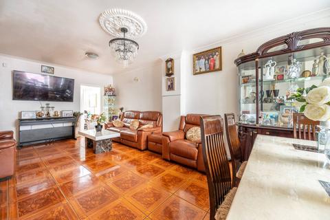 3 bedroom terraced house for sale, Woodend Road, Walthamstow, London, E17