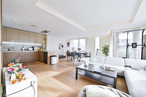 3 bedroom flat to rent, The Strand, The Strand, London, WC2R