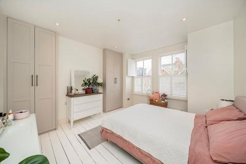 6 Hartington Road, Twickenham, TW1 3EN