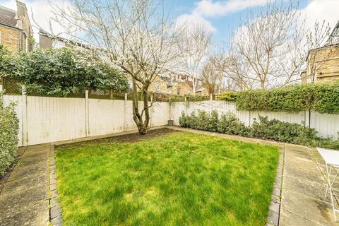 6 Hartington Road, Twickenham, TW1 3EN