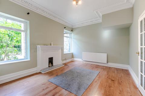 2 bedroom flat for sale, Leeds LS4