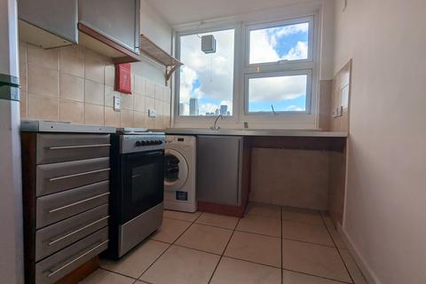 2 bedroom flat to rent, Odessa Street, London SE16