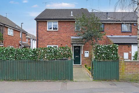 3 bedroom semi-detached house for sale, Victoria Road, Buckhurst Hill, IG9