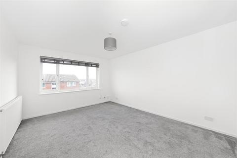 1 bedroom apartment to rent, Bellfield, Pixton Way, Croydon CR0