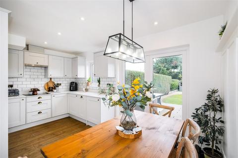26 Charles Street, Epping, CM16 7AU