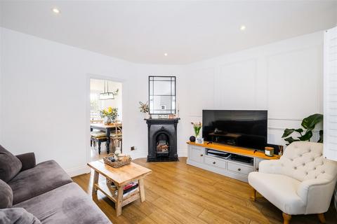 26 Charles Street, Epping, CM16 7AU