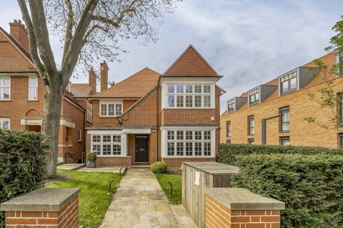 Kidderpore Avenue, London NW3