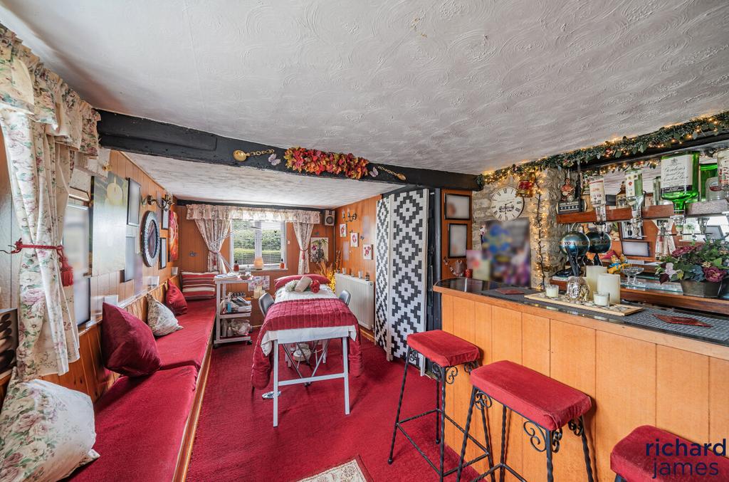 21df0d88-bed2-411...