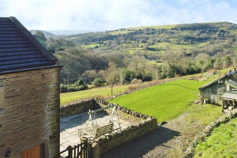 Plough Royd Barn Addersgate Lane, Northowram, Halifax, HX3 7TD