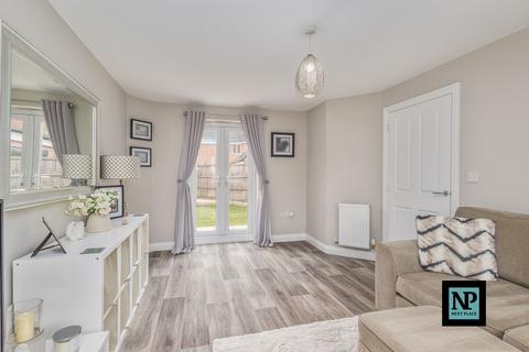 3 bedroom semi-detached house for sale, Southwick Drive, Tamworth, B77