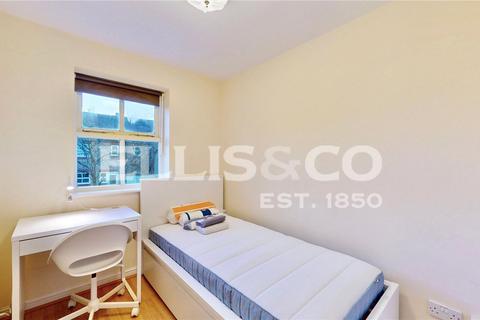 undefined, Chamberlayne Avenue, Wembley, HA9