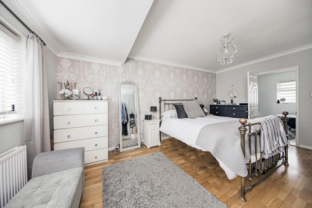 Bedroom - Doctor Photo