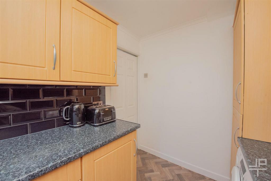 98 P6sb5 L5 Ei W0 Z9x Zb Rm Zg.jpg