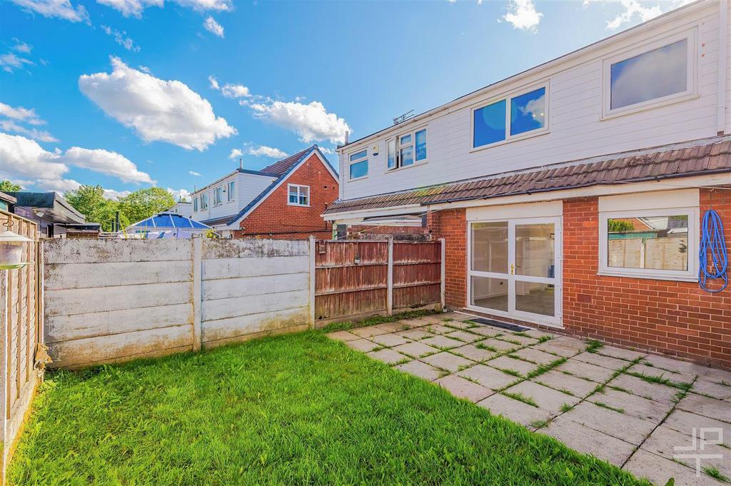 A N00 Bm IRH0 S h Xd Zo IEq EA.jpg