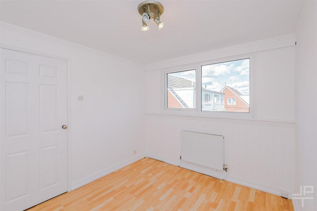 By1qj YSyf0-Iy3t Y8n OSNg.jpg