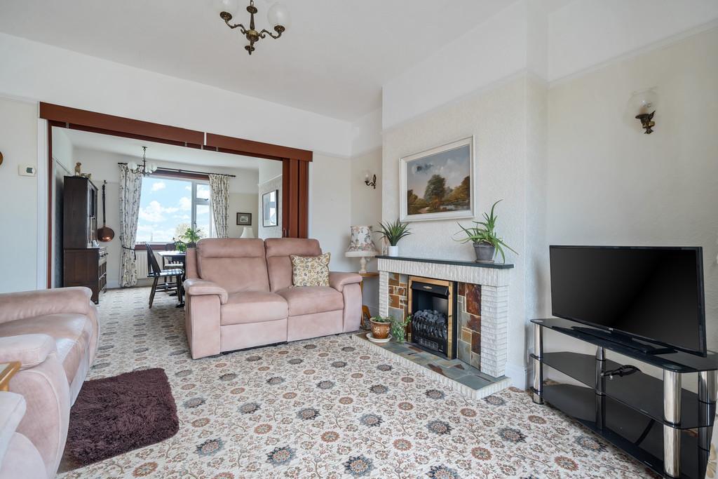 Lounge to Dining Room
