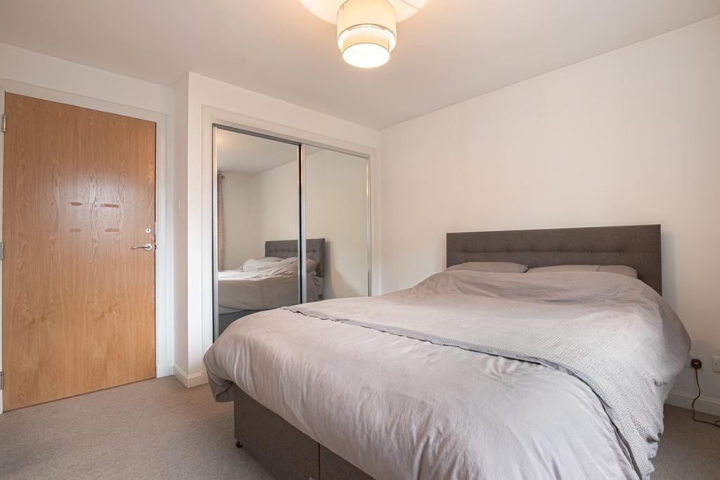 Bedroom1 Angle2