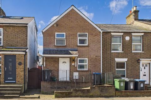 196a Cotterells, Hemel Hempstead, HP1 1JW