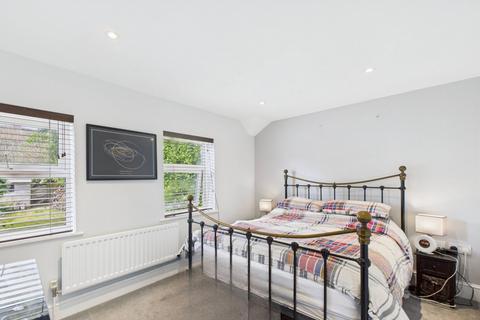 196a Cotterells, Hemel Hempstead, HP1 1JW