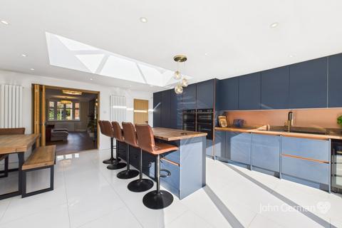 164 Henhurst Hill, Burton-on-trent, DE13 9SY