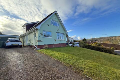 4 bedroom detached bungalow for sale, Woods Grove, Scarborough YO13