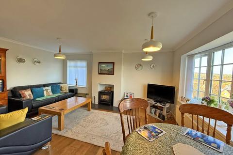 4 bedroom detached bungalow for sale, Woods Grove, Scarborough YO13