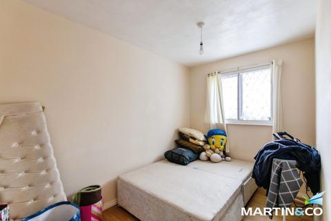 5 Avocet Close, Birmingham, B33 9HF