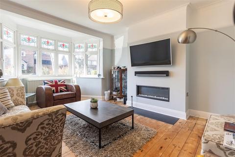 22 Crows Road, Epping, CM16 5DE