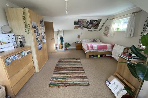 4, Polsethow Vale Polsethow, Penryn, TR10 8FH