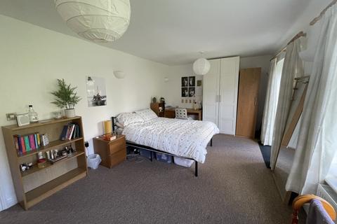 4, Polsethow Vale Polsethow, Penryn, TR10 8FH