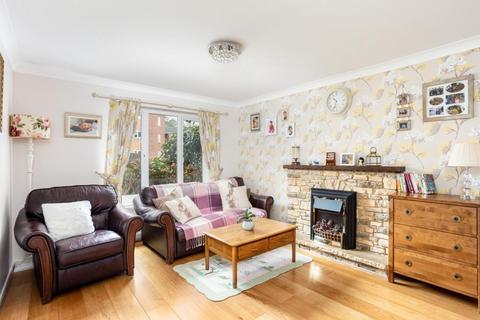 130 Liddell Way, Ascot, SL5 9UZ
