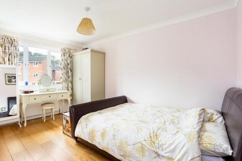 130 Liddell Way, Ascot, SL5 9UZ
