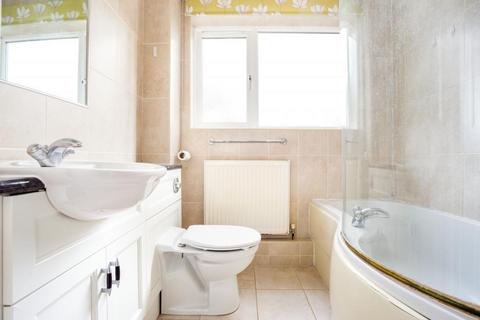 130 Liddell Way, Ascot, SL5 9UZ