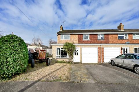 3 bedroom end of terrace house for sale, Tichborne Close, Camberley GU17