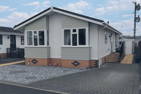 2 bedroom park home for sale, Cledford Lane, Middlewich