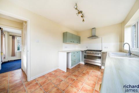29 Bakers Field, Lyneham, Chippenham, SN15 4NN