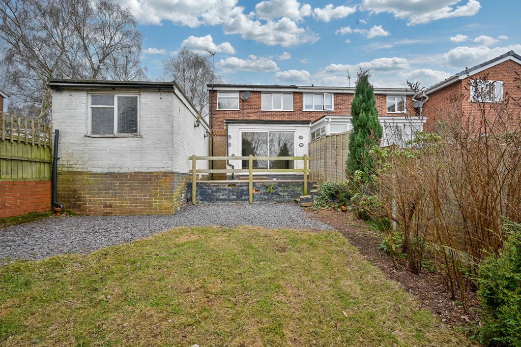 Rear Aspect & Garage