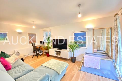 1 bedroom apartment for sale, Bornedene, Potters Bar EN6
