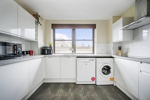 2 bedroom flat to rent, Lorne Gardens, Holland Park, London, W11