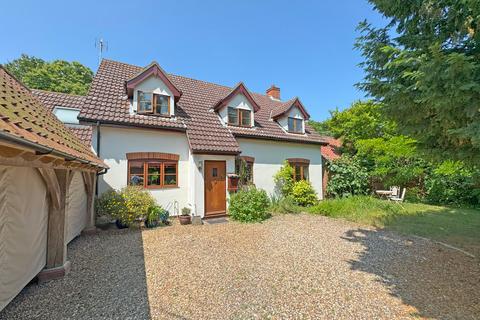 4 bedroom detached house for sale, Mill Lane, Chelmondiston, Ipswich