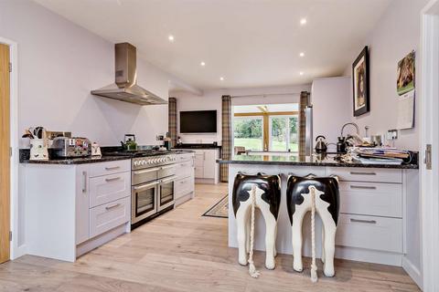 5 bedroom detached house for sale, Oaklands, Cirencester