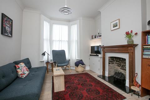 3 bedroom terraced house for sale, Lugard Road, Nunhead, SE15