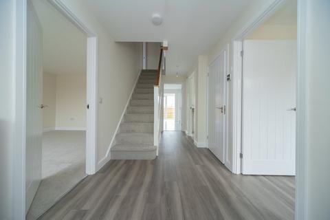 4 bedroom detached house for sale, Majoram Close, Shepshed, LE12