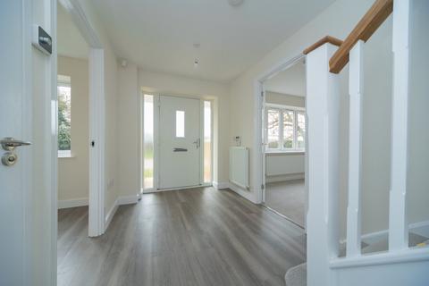 4 bedroom detached house for sale, Majoram Close, Shepshed, LE12
